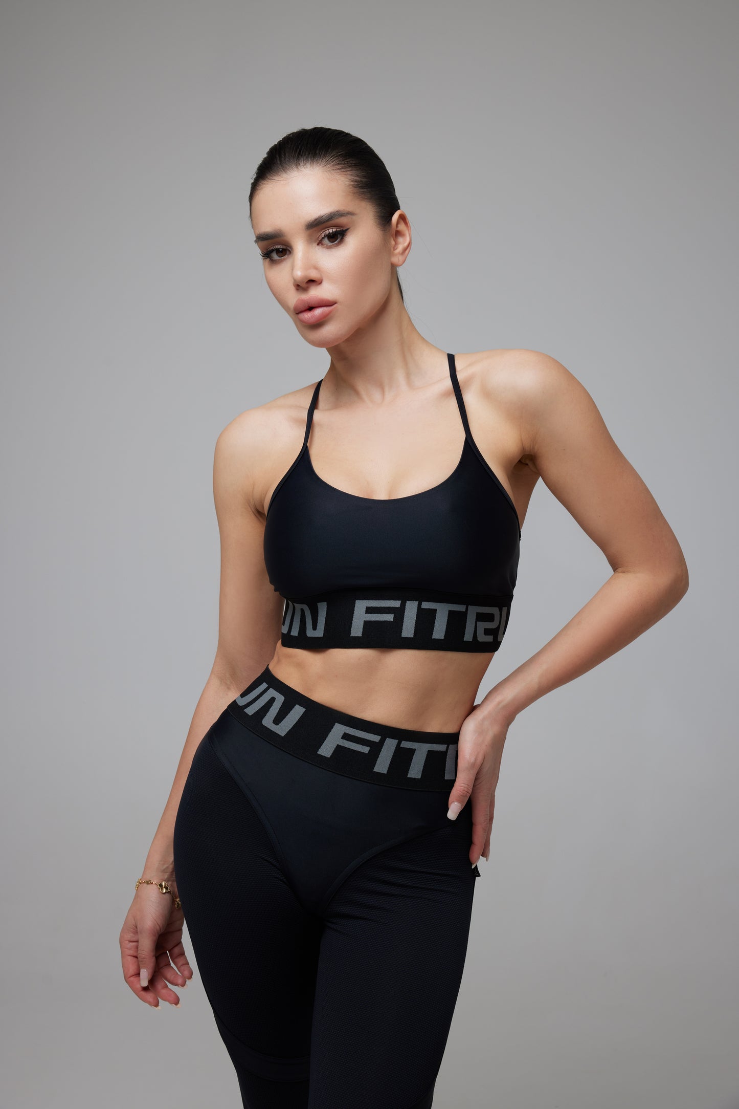 Sportinis topas „Total Black M“