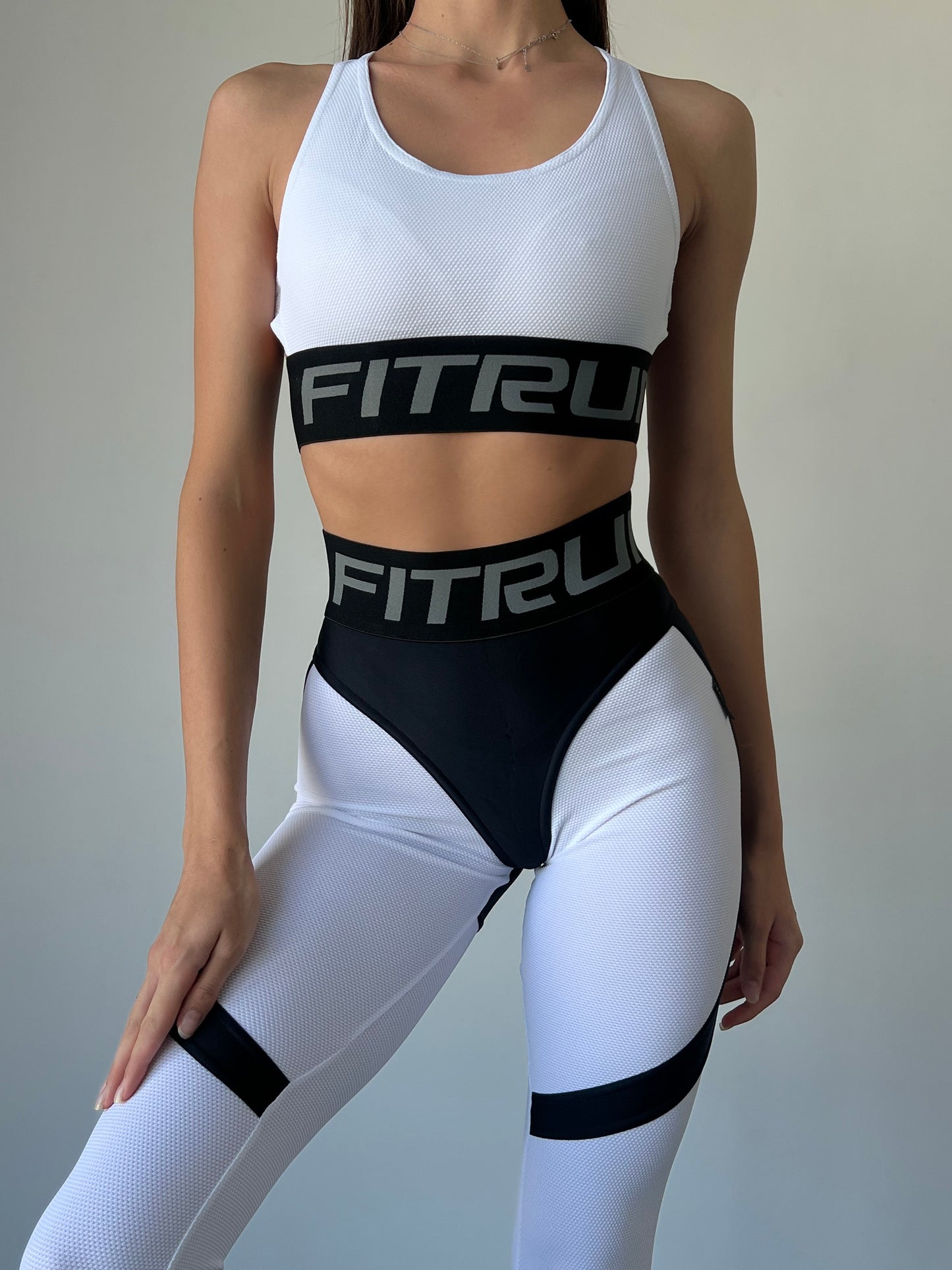 Sportinės tamprės „ Total White Relief" Push up