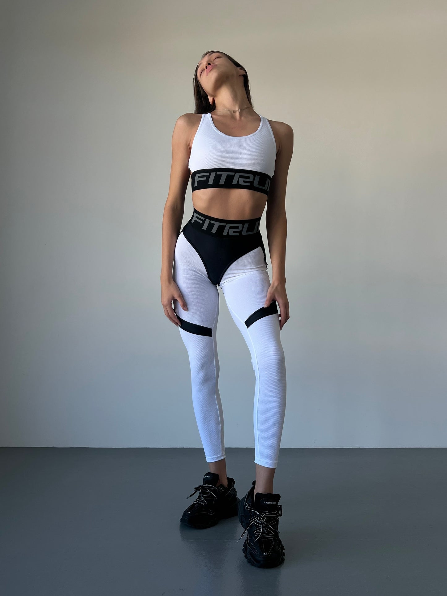 Sportinės tamprės „ Total White Relief" Push up