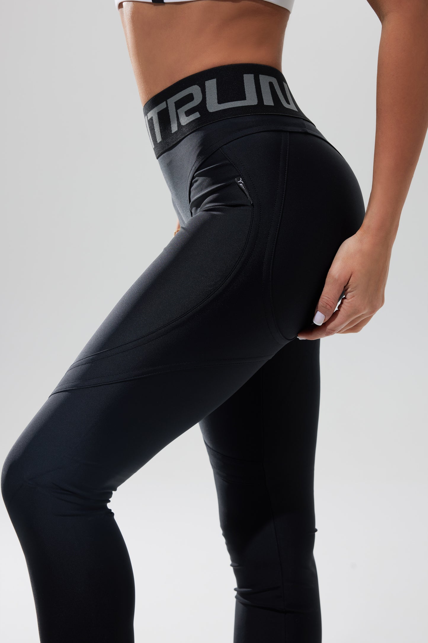 Sportinės tamprės „Total Black“ Push-Up