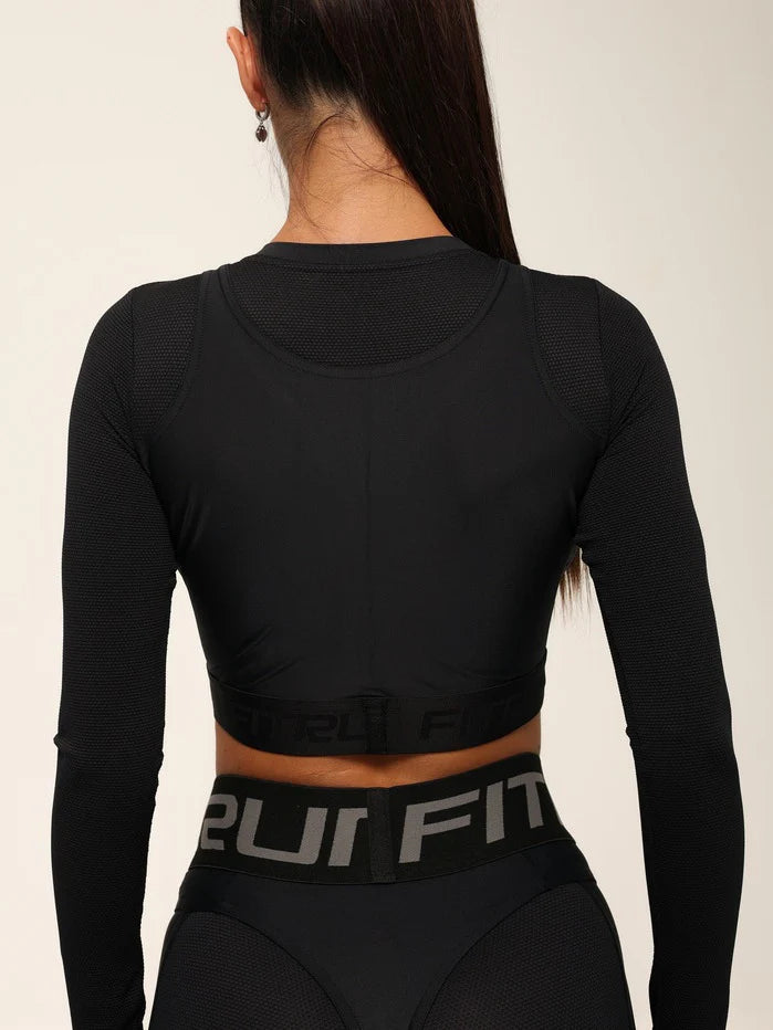 Sportinis topas „Total Black Relief"