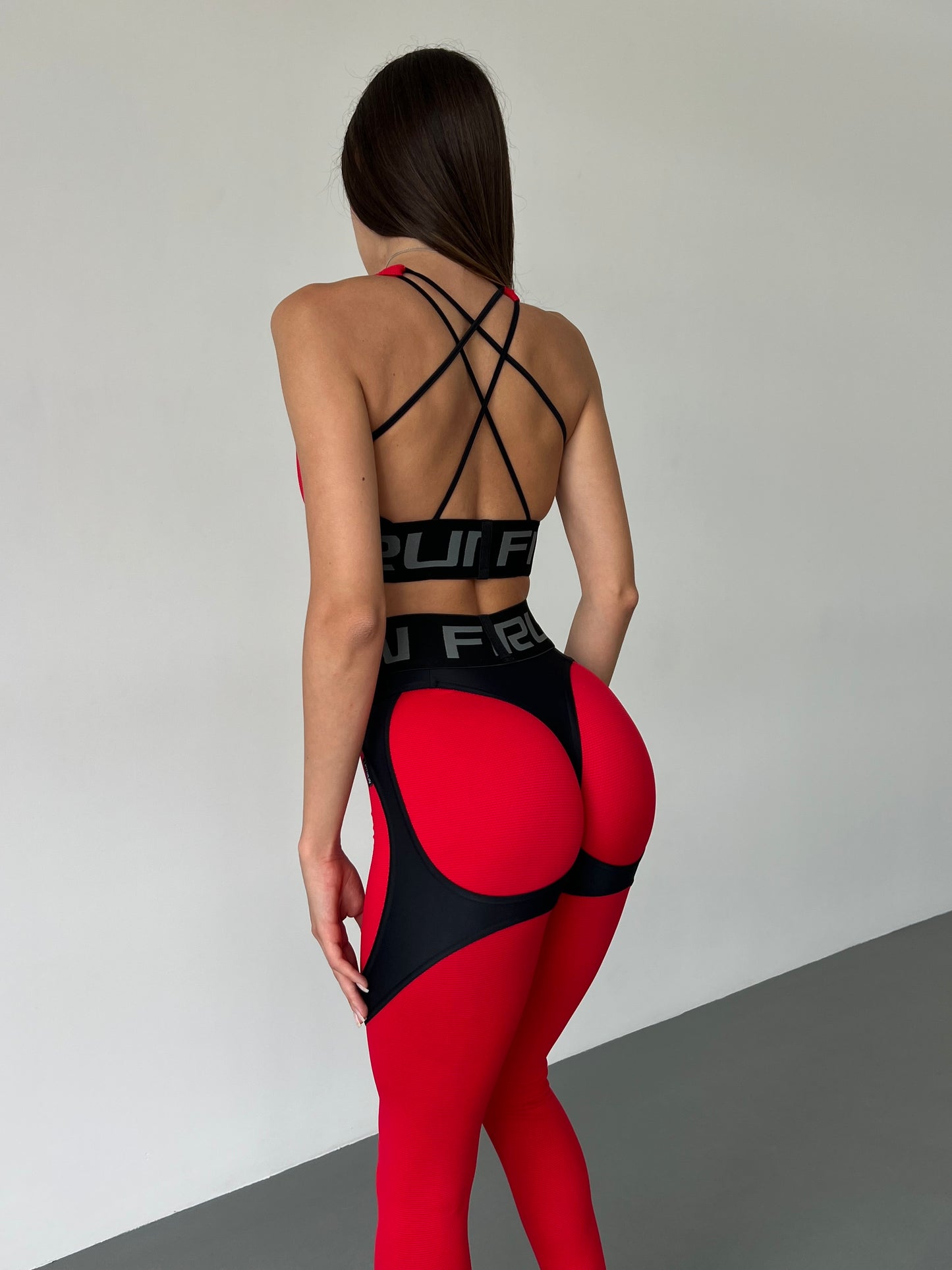 Sportinis topas „Total Red Relief X“